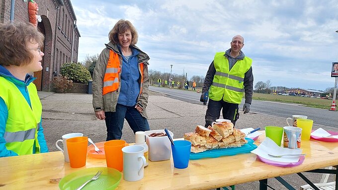 Auch für das leibliche Wohl muss gesorgt werden. Foto: NABU Willich