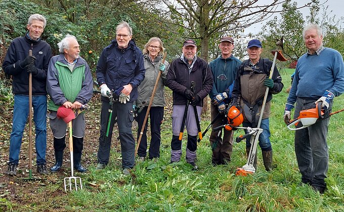 Das Team des NABU Willich im Einsatz für die Natur